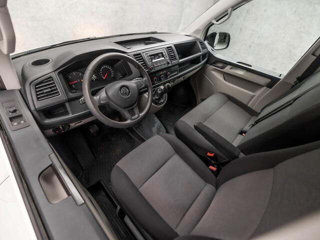 Volkswagen TRANSPORTER 2.0 TDI L1H1 Trendline (AIRCO, CRUISE, BLUETOOTH, 3 ZITPLAATSEN, TREKHAAK, ARMSTEUN, NIEUWE APK, IEUWSTAAT)
