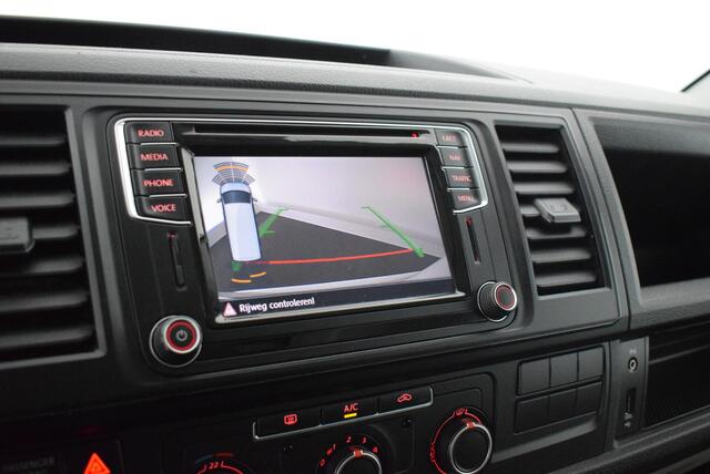 Volkswagen TRANSPORTER 2.0 TDI 180pk DSG L2H1 DC Edition 25 Trekhaak Camera Leder Led Schuifdak Navigatie