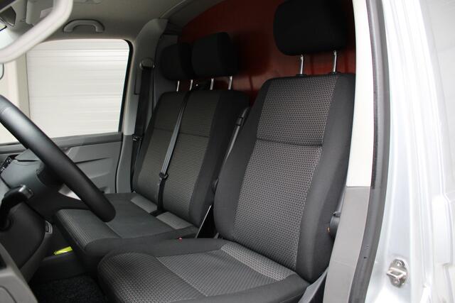 Volkswagen TRANSPORTER 2.0 TDI L1H1 28 Highline Navigatie | Stoelverwarming | Bijrijdersbank | Camera excl. btw/bpm