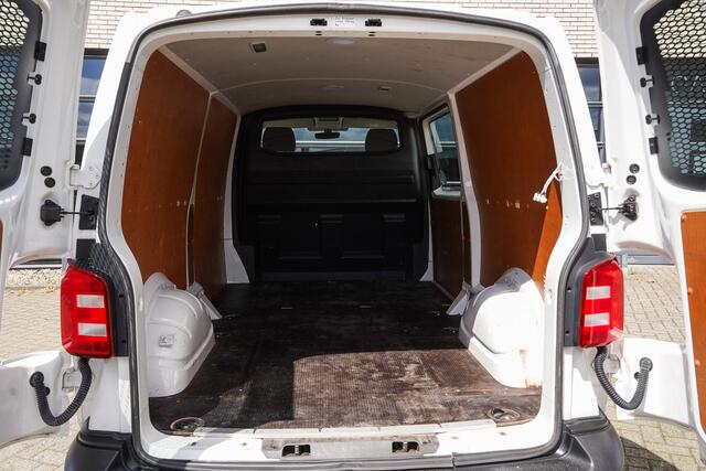 Volkswagen TRANSPORTER 2.0 TDI 150PK L2 Trekhaak| A-Deur./Wiss.