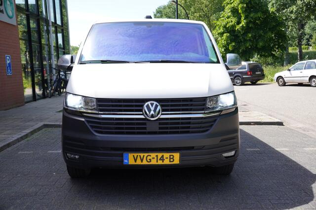 Volkswagen TRANSPORTER 2.0 TDI L2H1 30 DC Highline / Automaat / Cruise / Camera / Trekhaak /