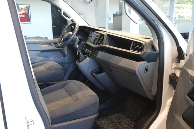 Volkswagen TRANSPORTER 2.0 TDI L2H1 airco navi trekhaak 18 inch 150 pk !!