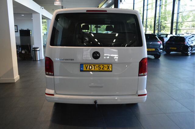 Volkswagen TRANSPORTER 2.0 TDI L2H1 airco navi trekhaak 18 inch 150 pk !!