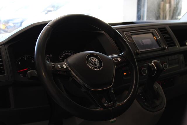Volkswagen TRANSPORTER Kombi 2.0 TDI L1H2 Highline | TREKHAAK | 16'LMV | CRUISE | PDC-V/A | NAVIGATIE | DAB-RADIO | SCHUIFDEUR |