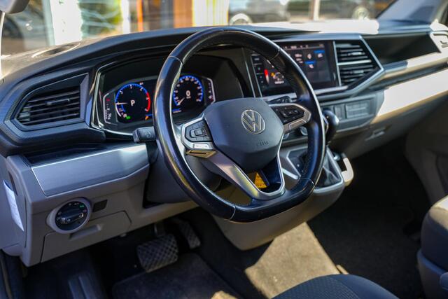 Volkswagen TRANSPORTER 2.0 TDI L1H1 28 BULLI Adapt. Cruise LED Groot Navi Virtual Dash DAB+ Camera Automaat!