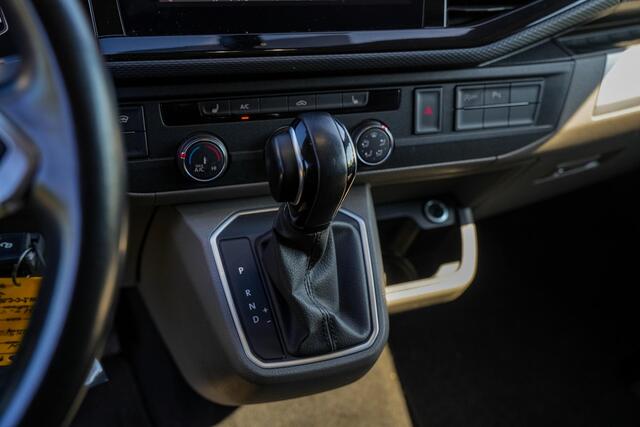 Volkswagen TRANSPORTER 2.0 TDI L1H1 28 BULLI Adapt. Cruise LED Groot Navi Virtual Dash DAB+ Camera Automaat!