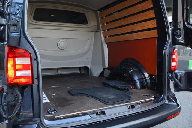 Volkswagen TRANSPORTER 2.0 TDI L2H1 Highline