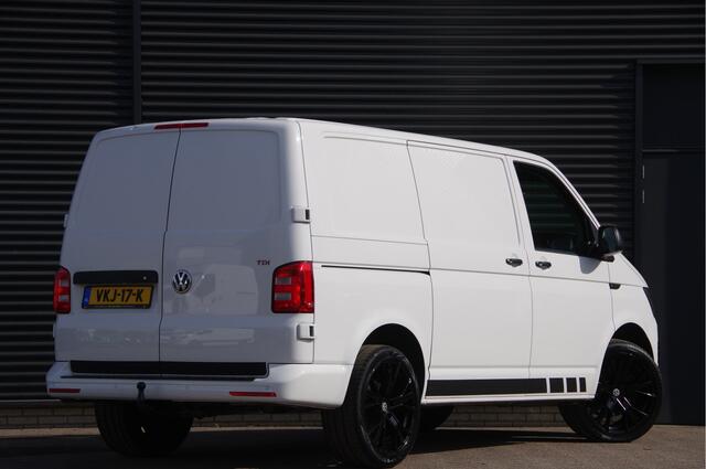 Volkswagen TRANSPORTER 2.0 TDI 3-ZITS, 204PK AUT. TREKHAAK, ADAPT. CRUISE, STANDKACHEL, NAVI, STOELVERWARMING