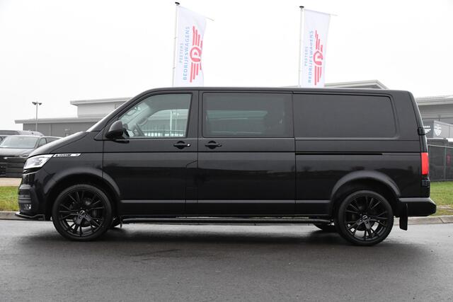 Volkswagen TRANSPORTER 2.0 TDI L2H1 32 DC Bulli Black Edition Virtual, Adaptieve Cruise, LED, Camera, Carplay, Automaat, 150PK, Multimedia, UNIEK!