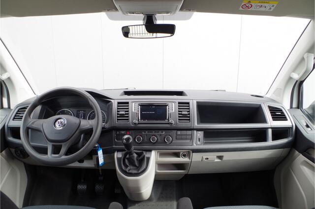 Volkswagen TRANSPORTER 2.0 TDI L2H1 DC > 102pk | Dubbele Cabine 5 zit | Trekhaak | Cruise control...