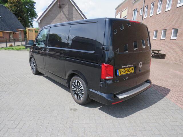 Volkswagen TRANSPORTER 2.0 TDI 150Pk DSG L1H1 2xSchuifdeur * Schuifdeur L+R * Automaat * Camera * Navigatie * Werkplaats inrichting!!! T6.1 Highline