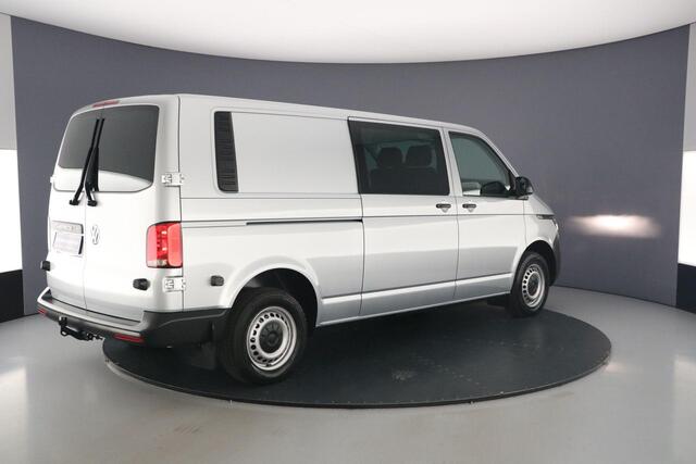 Volkswagen TRANSPORTER 2.0 TDI L2H1 32 150 PK Dubbele cabine | Navigatie | Trekhaak