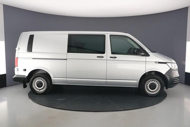 Volkswagen TRANSPORTER 2.0 TDI L2H1 32 150 PK Dubbele cabine | Navigatie | Trekhaak