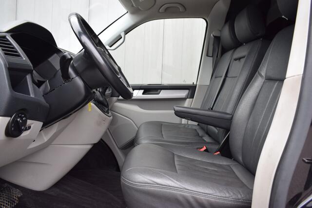 Volkswagen TRANSPORTER 2.0 TDi 150pk Automaat L1H1 Highline Zwart Leder | LED | Adap. Cruise | Carplay | Trekhaak