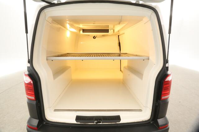 Volkswagen TRANSPORTER 2.0 TDI 150PK L1H1 | NACHTKOELING | Koelwagen DSG Automaat Airco Camera Koelauto 3 Persoons Trekhaak