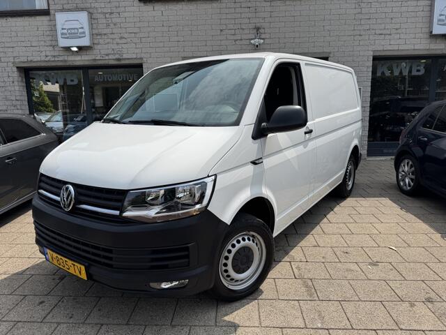 Volkswagen TRANSPORTER 2.0 TDI L1H1 Trekhaak Navi Distr VV