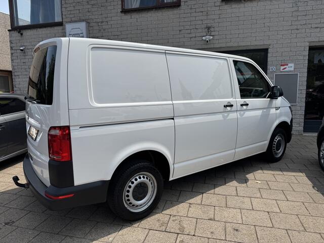 Volkswagen TRANSPORTER 2.0 TDI L1H1 Trekhaak Navi Distr VV