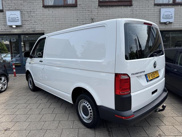 Volkswagen TRANSPORTER 2.0 TDI L1H1 Trekhaak Navi Distr VV