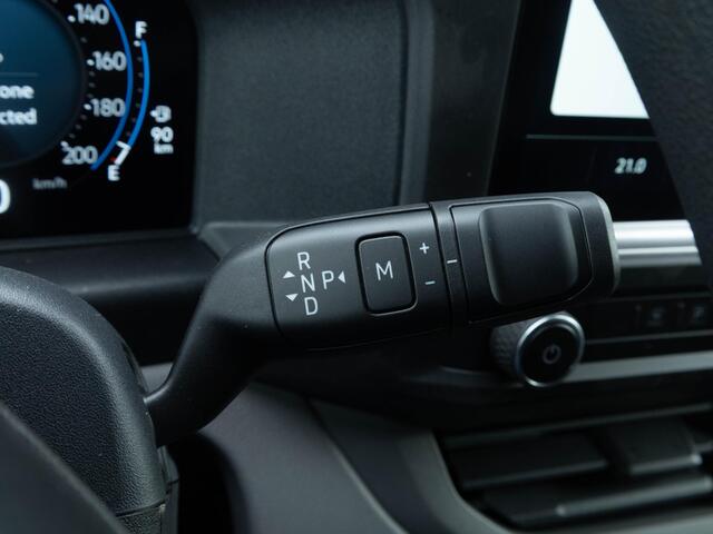 Volkswagen TRANSPORTER T7 2.0 TDI 150pk L2H1 Automaat | BPM-vrij | Trekhaak |Climate control |Achterdeuren | Camera | Cruise control |