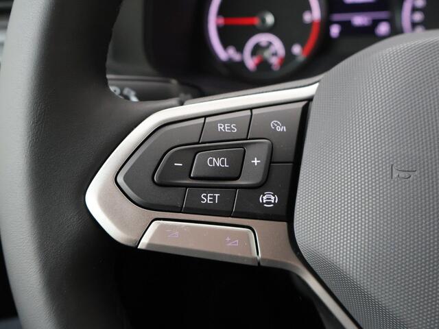Volkswagen TRANSPORTER 2.0 TDI L2H1 28 | 150 PK | Apple Carplay / Android Auto + Multifunctioneel stuur | Parkeersensoren Voor + Achter + Achteruitrijcamera | Trekhaak