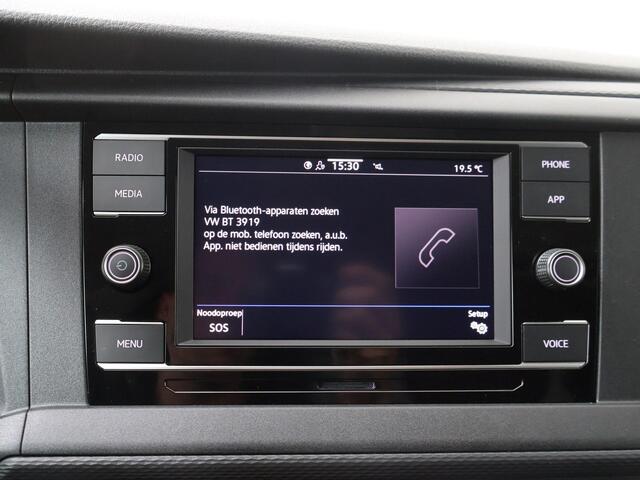 Volkswagen TRANSPORTER 2.0 TDI L2H1 28 | 150 PK | Apple Carplay / Android Auto + Multifunctioneel stuur | Parkeersensoren Voor + Achter + Achteruitrijcamera | Trekhaak