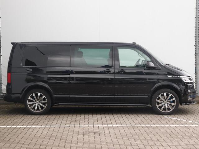 Volkswagen TRANSPORTER 2.0 TDI L2H1 30 DC Bulli 199pk | Leder | 2x schuifdeur met sluithulp | Trekhaak | Achteruitrijcamera | Navigatie 'Pro'|
