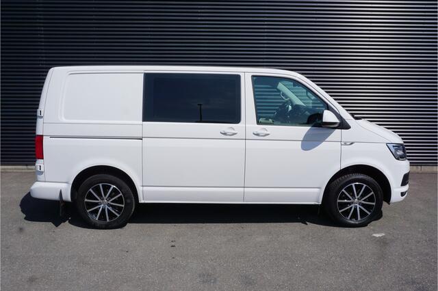 Volkswagen TRANSPORTER 28 | 150 PK AUT | L1H1 | ACC | App-Connect | Trekhaak | Voorruitverwarming