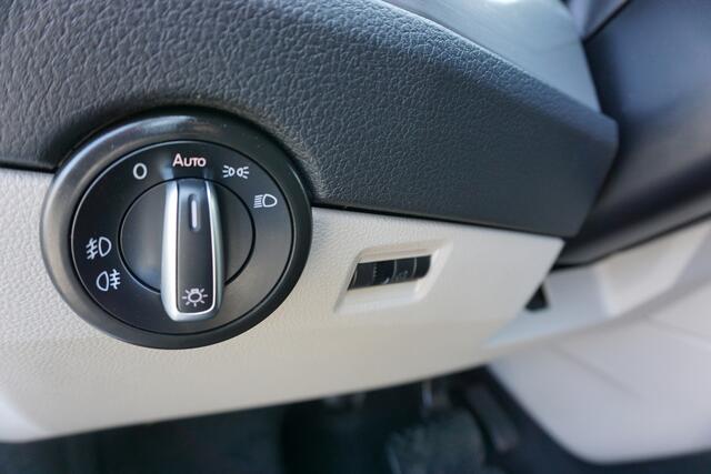 Volkswagen TRANSPORTER 28 | 150 PK AUT | L1H1 | ACC | App-Connect | Trekhaak | Voorruitverwarming