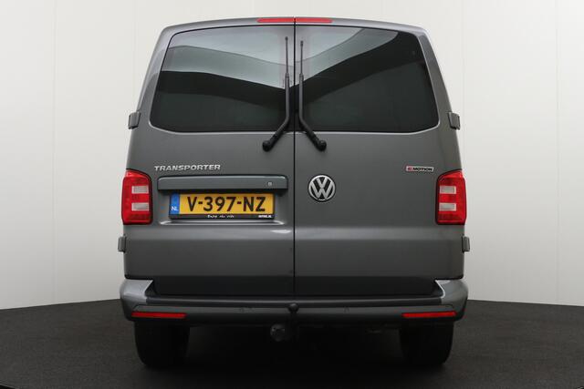Volkswagen TRANSPORTER 2.0 204 PK Aut. L2H1 DC 4Motion Highline Trekhaak Carplay Adapt. Cruise