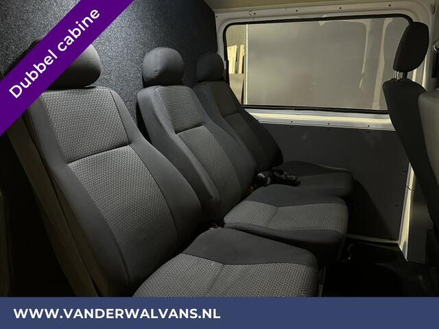 Volkswagen TRANSPORTER 2.0 TDI L2H1 Dubbele cabine Euro6 Airco | Apple Carplay | Android Auto | 5-Zits | 2200kg Trekhaak Cruisecontrol, Parkeersensoren