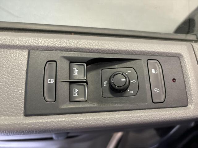 Volkswagen TRANSPORTER 2.0 Tdi 110pk L2H1 28 Economy Business · Airco · Apple/Android Car Play · P-Sensoren · Cruie Control · Trekhaak · Betimmering · Vloerplaat ·