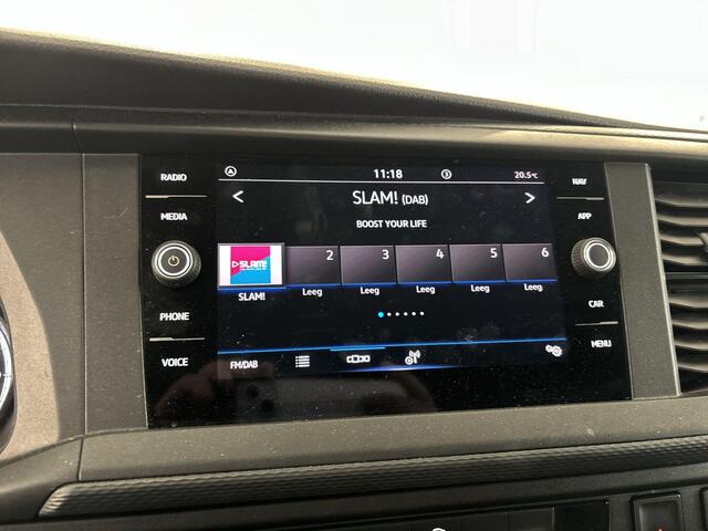 Volkswagen TRANSPORTER 2.0 Tdi 110pk L2H3 28 Comfortline · Apple/Android Car Play · Navi · Airco · P-Sensoren · Trekhaak · Vloerplaat · Betimmering · Cruise Control ·