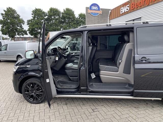 Volkswagen TRANSPORTER 2.0 TDI 150pk DSG automaat L2H1 30 DC 5 persoons Bulli / nieuwe koppeling vliegwiel / vaste prijs rijklaar ¤ 32.950 ex btw / lease vanaf ¤ / leer / 19 inch wielen / dubbele schuifdeur