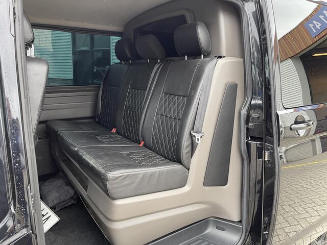 Volkswagen TRANSPORTER 2.0 TDI 150pk DSG automaat L2H1 30 DC 5 persoons Bulli / nieuwe koppeling vliegwiel / vaste prijs rijklaar ¤ 32.950 ex btw / lease vanaf ¤ / leer / 19 inch wielen / dubbele schuifdeur