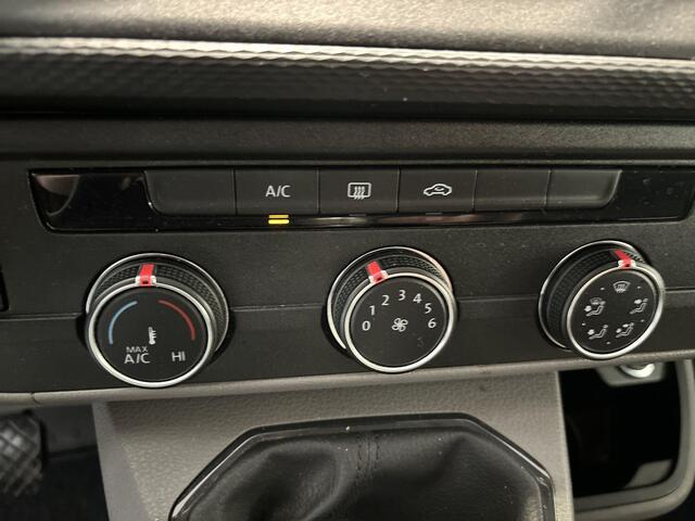 Volkswagen TRANSPORTER 2.0 Tdi 90pk L1H1 26 Economy Business · Apple/Android Car Play · Trekhaak · P-Sensoren · Vloerplaat · Betimmering · Side Bars · Garantie t/m 01-03-2027 of 100.000km