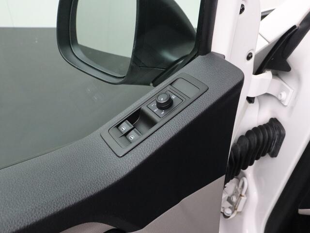 Volkswagen TRANSPORTER 2.0TDI Lang Imperiaal | Trekhaak | Airco | Betimmering