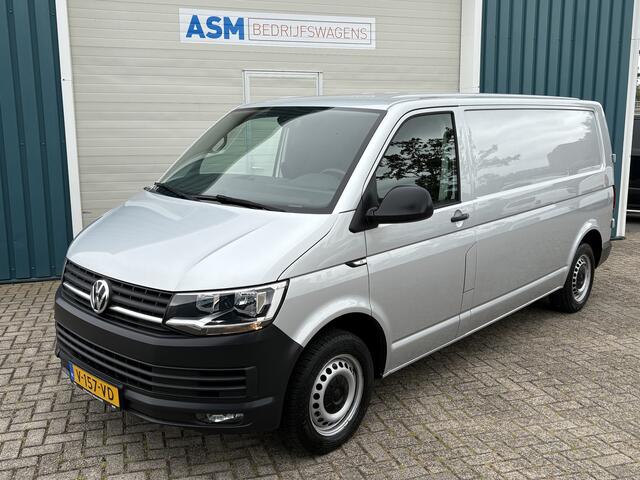 Volkswagen TRANSPORTER 2.0 150Pk TDI L2H Highline / Cruise / Airco / Navi / Trekhaak / Apk t/m 10-01-2026