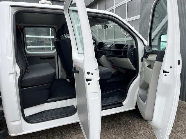 Volkswagen TRANSPORTER 2.0 TDI L2H1 DC Euro 6 Pick up Kipper Dubbele cabine open laadbak met Airco Trekhaak 2200kg trekgewicht 1e eigenaar Dealer onderhouden Telefoonverbinding Kieper P-up Doka Pritsche Ahk 2200kg