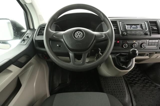Volkswagen TRANSPORTER 2.0 TDI L2H1 140PK Airco Cruise Parkeersensoren Bluetooth Elektrpakket