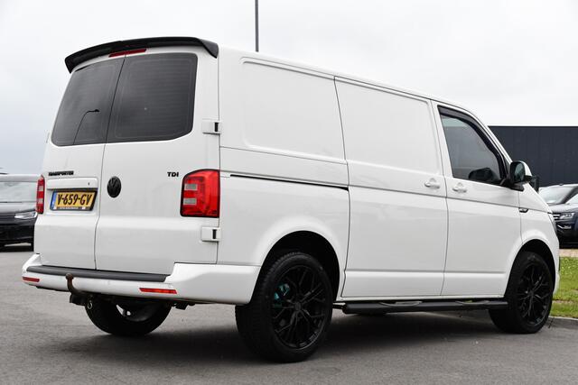 Volkswagen TRANSPORTER 2.0 TDI L1H1 Highline Adaptieve cruise, Sensoren 150PK, Automaat, Stoelverwarming, Airco, Trekhaak, Uniek!