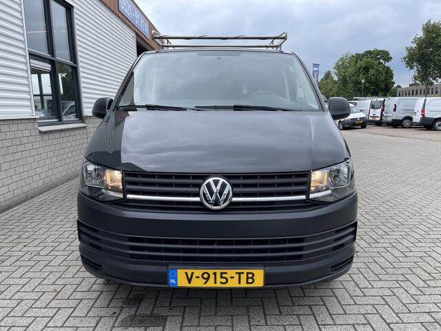 Volkswagen TRANSPORTER 2.0 TDI L1H1 Comfortline / vaste prijs rijklaar ¤ 13.950 ex btw / lease vanaf ¤ 235 / airco / cruise / trekhaak 2200 kg / imperial / euro 6 / achterklep