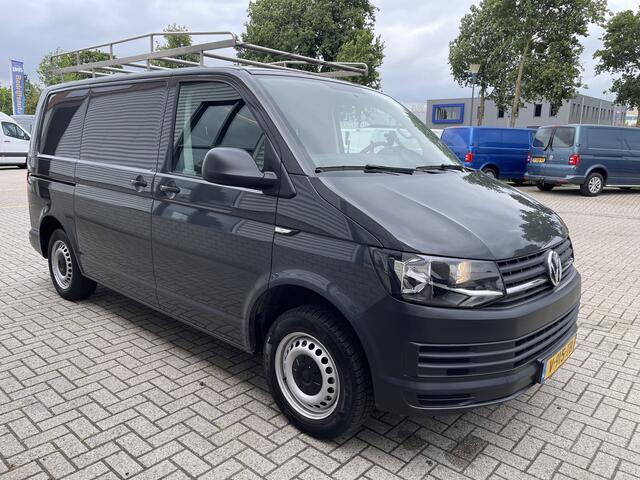 Volkswagen TRANSPORTER 2.0 TDI L1H1 Comfortline / vaste prijs rijklaar ¤ 13.950 ex btw / lease vanaf ¤ 235 / airco / cruise / trekhaak 2200 kg / imperial / euro 6 / achterklep
