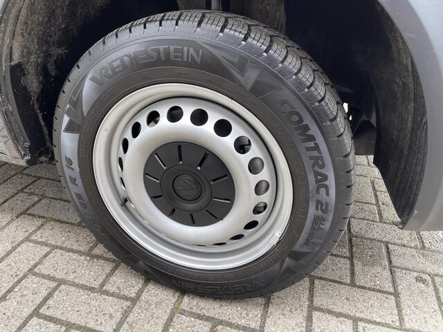 Volkswagen TRANSPORTER 2.0 TDI L1H1 Comfortline / vaste prijs rijklaar ¤ 13.950 ex btw / lease vanaf ¤ 235 / airco / cruise / trekhaak 2200 kg / imperial / euro 6 / achterklep