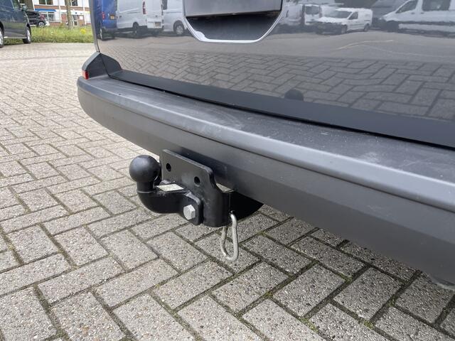 Volkswagen TRANSPORTER 2.0 TDI L1H1 Comfortline / vaste prijs rijklaar ¤ 13.950 ex btw / lease vanaf ¤ 235 / airco / cruise / trekhaak 2200 kg / imperial / euro 6 / achterklep