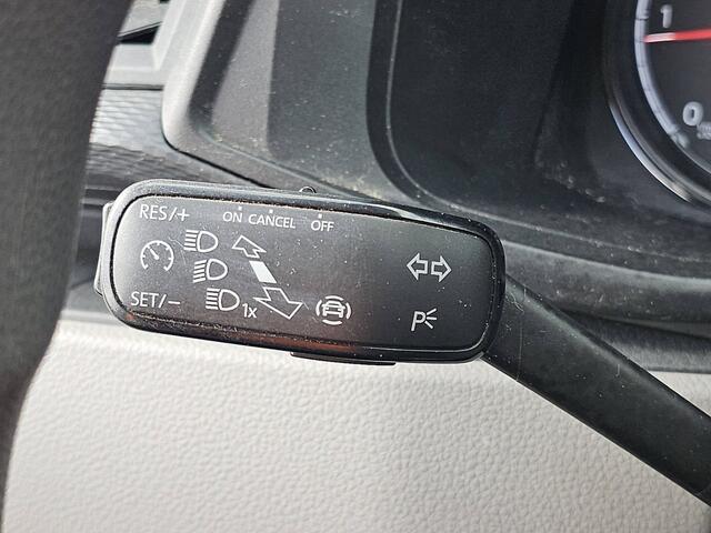 Volkswagen TRANSPORTER 2.0 TDI L2H1 30 DC 4Motion T6.1 Automaat Airco Camera Trekhaak CarPlay Euro6!
