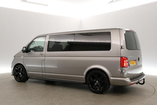 Volkswagen TRANSPORTER 2.0 TDI L2H1 150PK 4Motion Highline | Dubbele Cabine | 5 Persoons | DSG Automaat Airco Camera Carplay LED Trekhaak Navigatie Leder 20"LMV PDC