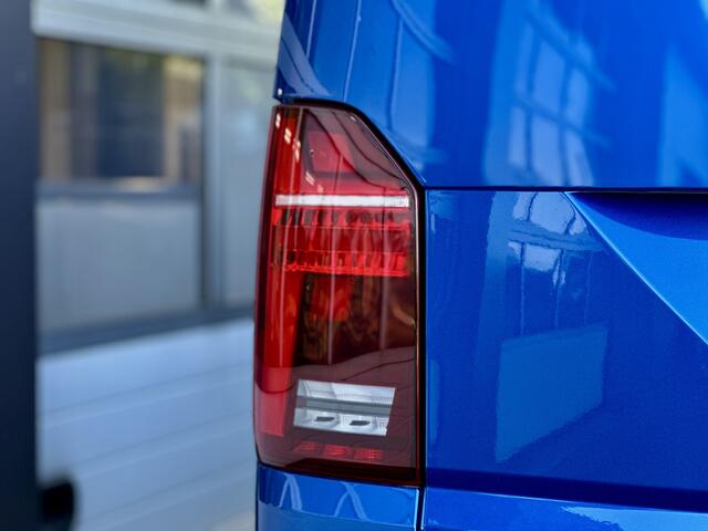 Volkswagen TRANSPORTER T6.1 TDI 150pk | DSG | L2 | Bulli | Dubbel Cab | Exclusive | 2x Schuifdeur | Side/Lane assist | Trekhaak | Digitaal Display | VOL