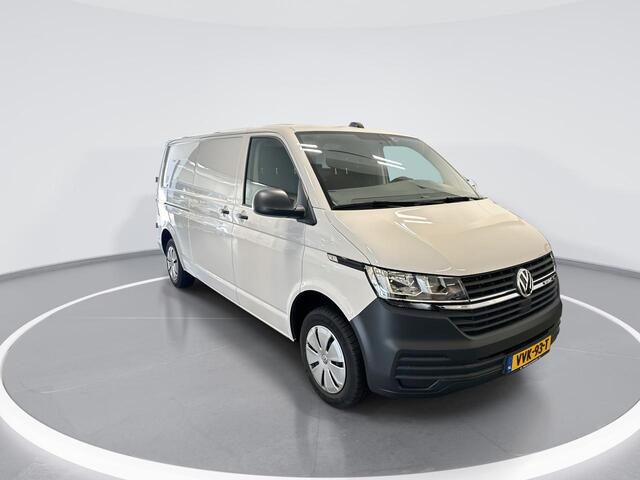 Volkswagen TRANSPORTER 2.0 Tdi 110pk L2H1 28 Economy Business · Apple/Android Car Play · Cruise Control · Betimmering · P-Sensoren · Trekhaak · Vloerplaat · Garantie t/m 10-05-2027 of 100.000km