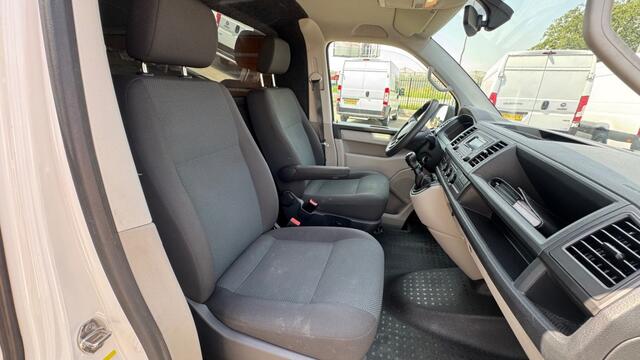 Volkswagen TRANSPORTER 2.0 TDI 62KW 84PK EURO 6 AIRCO/ CRUISE CONTROL/ RVS IMPERIAAL/ 100% DEALERONDERHOUDEN