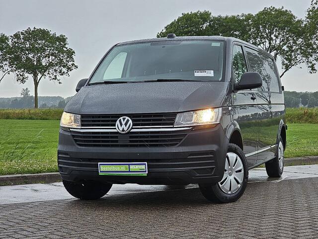 Volkswagen TRANSPORTER 2.0 TDI T6.1 L2H1 Euro6 Airco 3-Zits Camera 1e Eigenaar NAP Trekhaak!